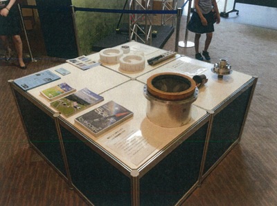 夏休み大宇宙博の会場に展示されたいろいろな展示物を写した写真