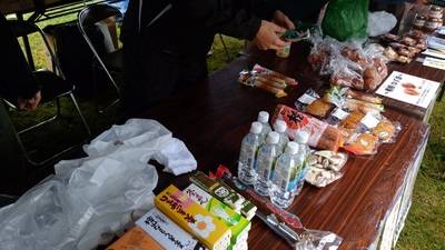 銀河連邦物産展で販売されている色々な商品を写した写真