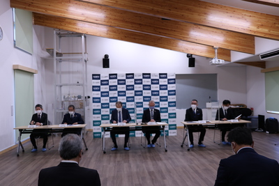 SORA集会室における感謝状贈呈式の進行風景の写真