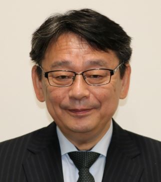 松木副町長の顔写真