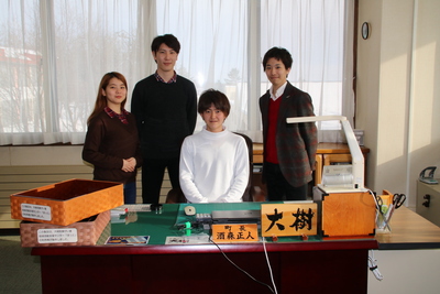 大学の友達と一緒に大樹町へ訪れてくれた水野大樹さんの写真