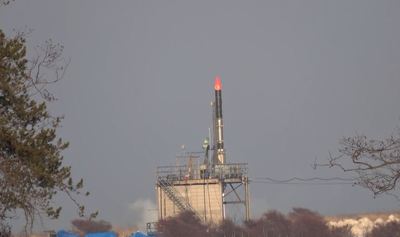 3回目の燃焼実験でロケットの先端部ノーズコーンを取り付けた、3号機関連の最後の大きな実験の写真