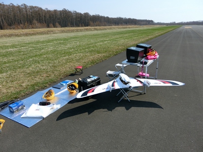 固定翼型UAV